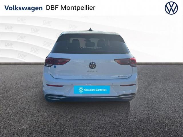 Volkswagen Golf image 6