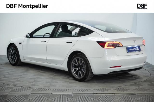 Tesla Model 3 image 4