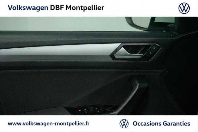 Volkswagen T-Roc image 3