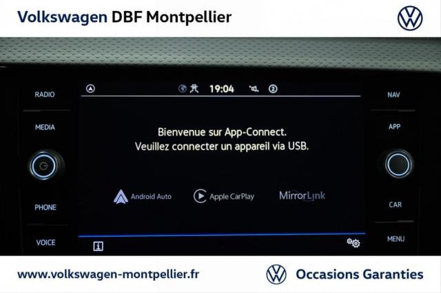 Volkswagen T-Cross image 2