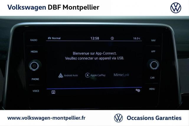 Volkswagen T-Roc image 2