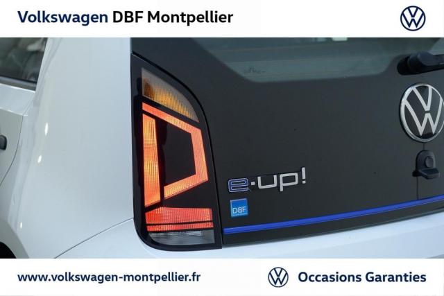 Volkswagen E-Up! image 1