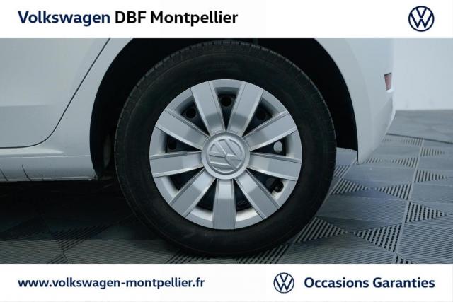 Volkswagen E-Up! image 9