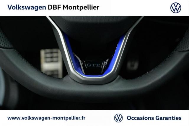 Volkswagen Golf image 8