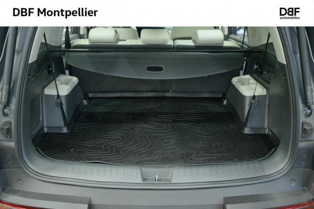 Hyundai Santa Fe image 1