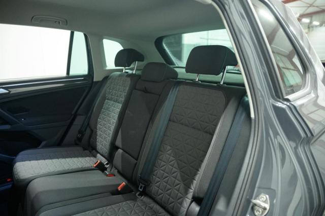 Volkswagen Tiguan image 9
