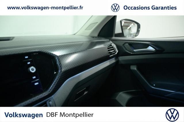 Volkswagen T-Cross image 2