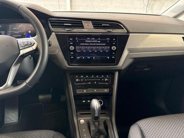 Volkswagen Touran image 1