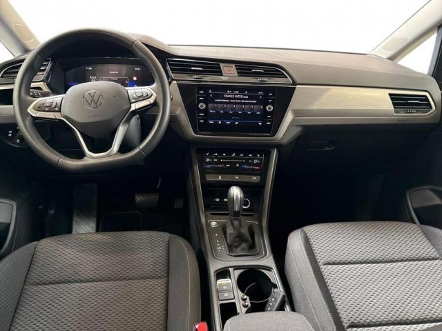 Volkswagen Touran image 9