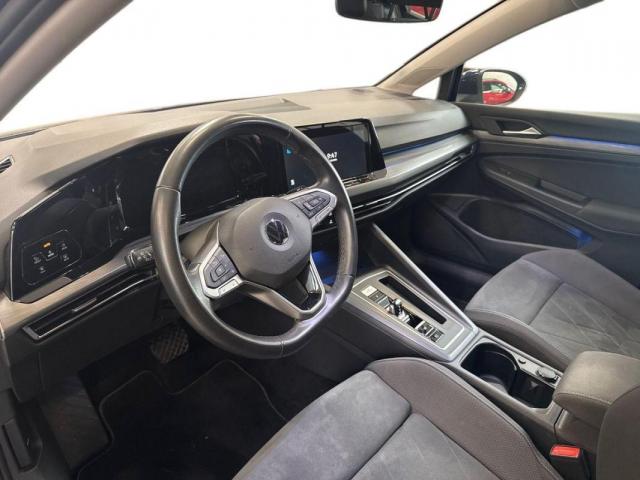 Volkswagen Golf image 6