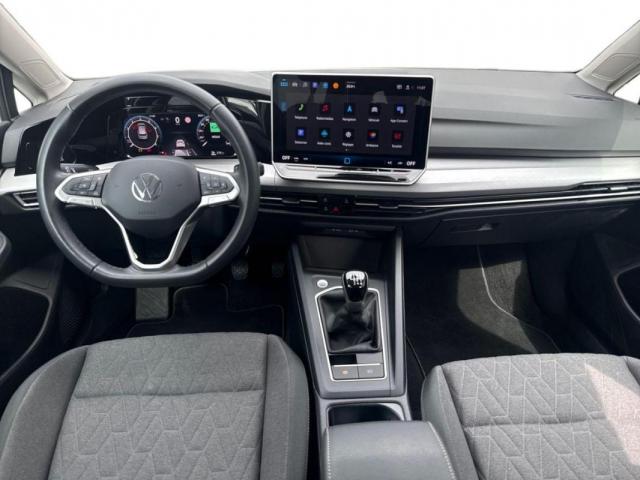 Volkswagen Golf image 8