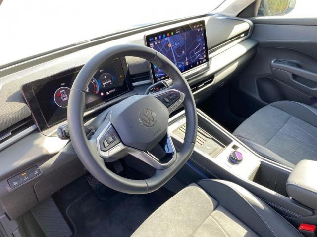 Volkswagen T-Roc image 1