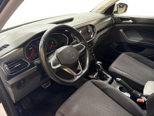 Volkswagen T-Cross image 2