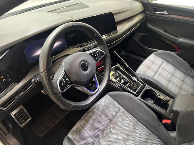 Volkswagen Golf image 4