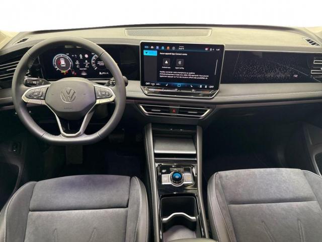 Volkswagen Tiguan image 8