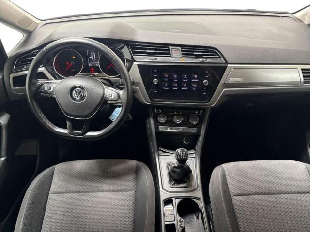 Volkswagen Touran image 9