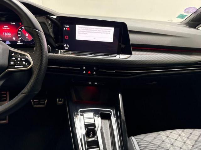 Volkswagen Golf image 8
