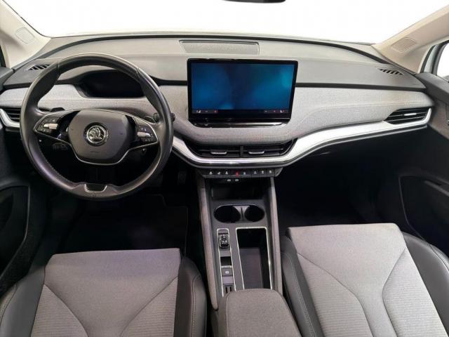 Skoda Enyaq image 4