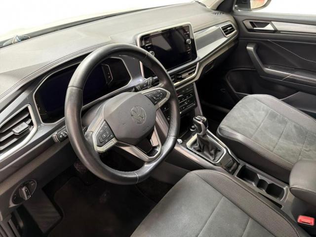 Volkswagen T-Roc image 3