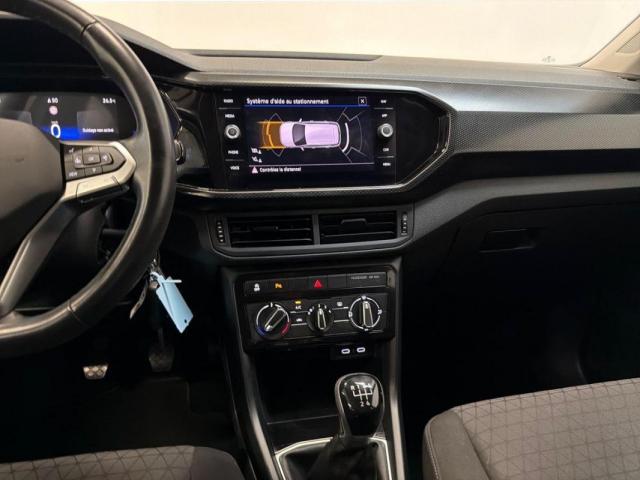 Volkswagen T-Cross image 2