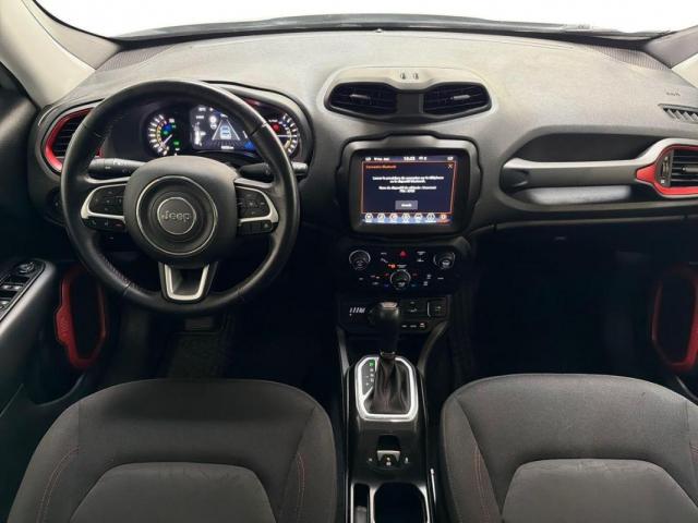 Jeep Renegade image 5