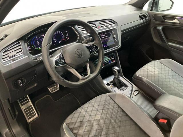 Volkswagen Tiguan image 8