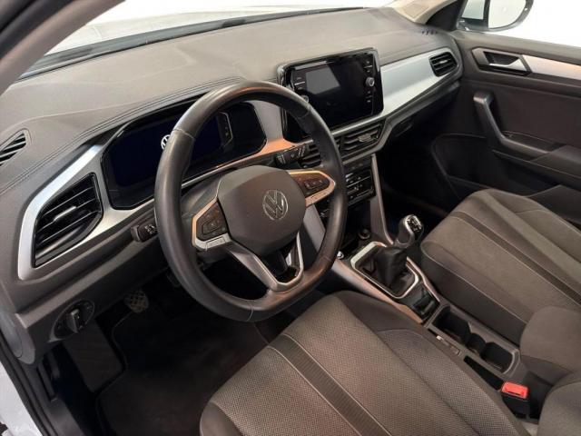 Volkswagen T-Roc image 4