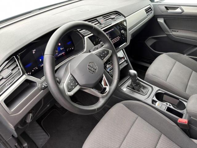 Volkswagen Touran image 1