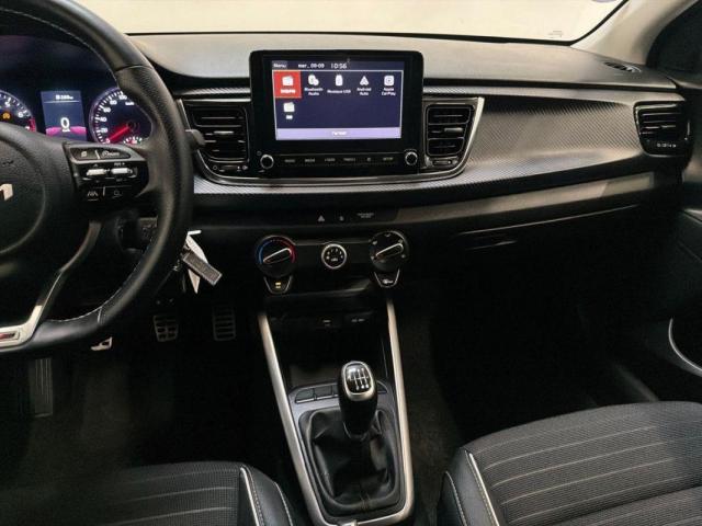 Kia Rio image 6
