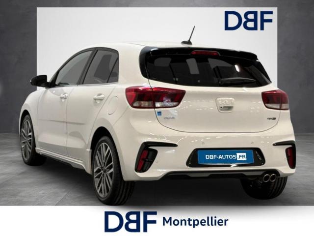 Kia Rio image 9