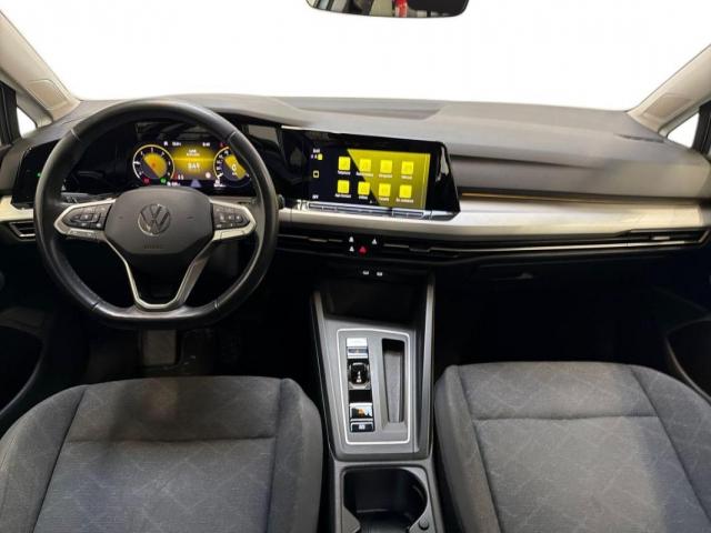 Volkswagen Golf image 1