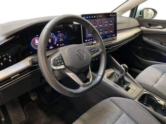 Volkswagen Golf image 5