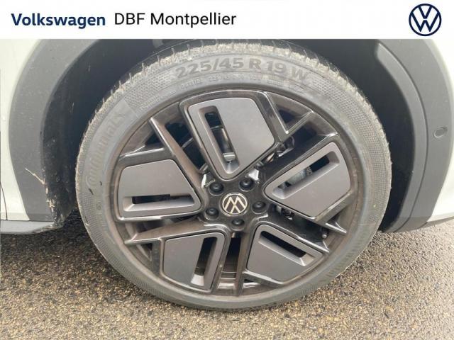 Volkswagen T-Roc image 3