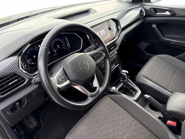 Volkswagen T-Cross image 3
