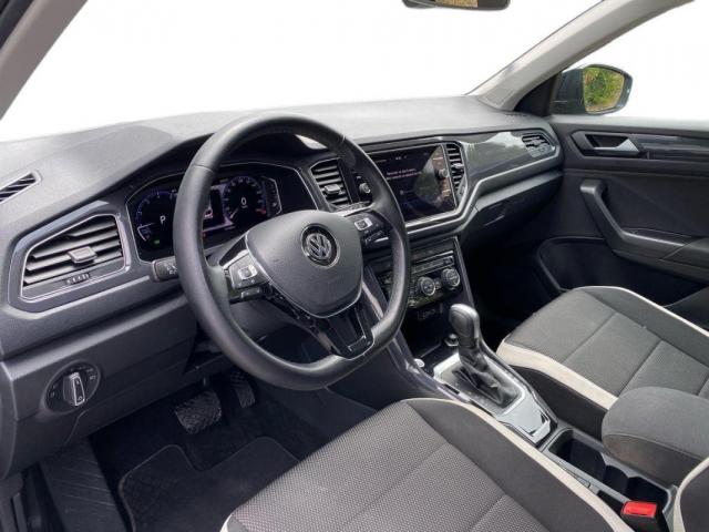 Volkswagen T-Roc image 2