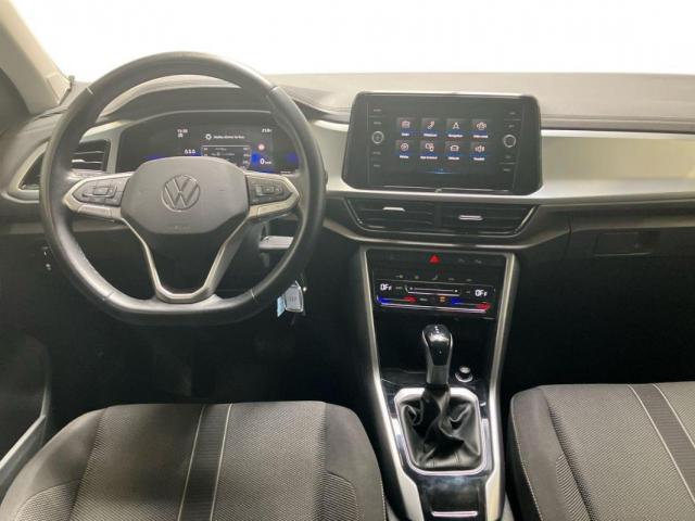 Volkswagen T-Roc image 9