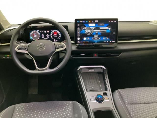 Volkswagen T-Roc image 4