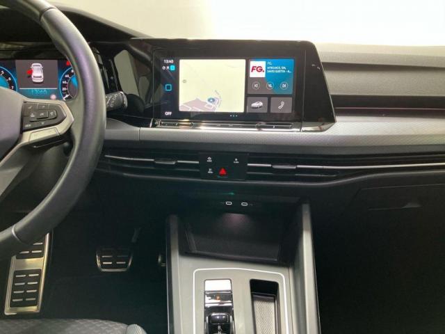 Volkswagen Golf image 6