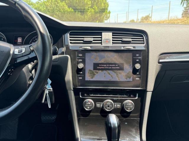 Volkswagen Golf image 9