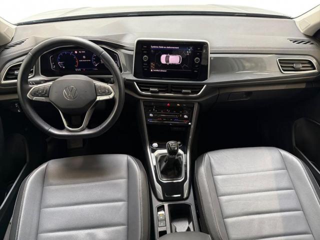 Volkswagen T-Roc image 6