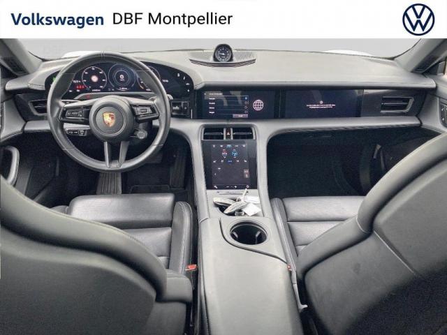 Porsche Taycan image 6