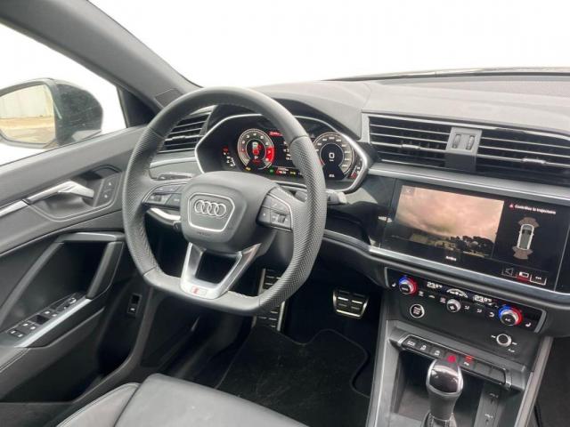 Audi Q3 image 6