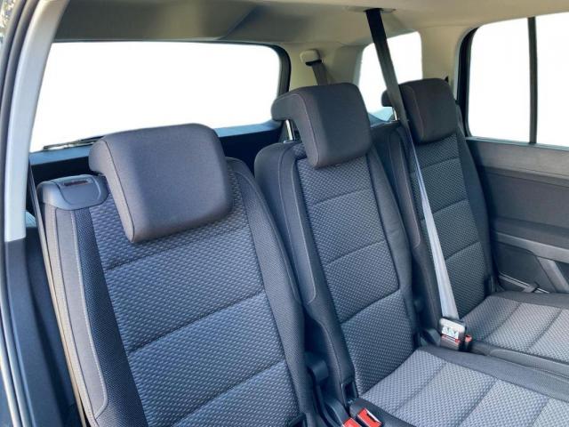 Volkswagen Touran image 6