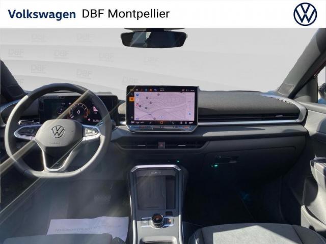 Volkswagen T-Roc image 2