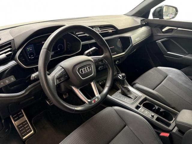 Audi Q3 image 3