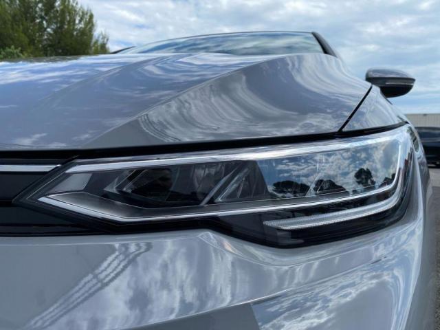 Volkswagen Golf image 6