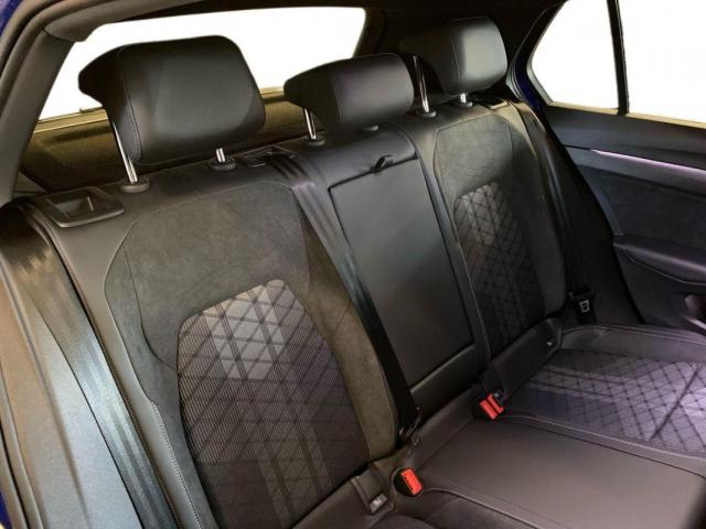 Volkswagen Golf image 6