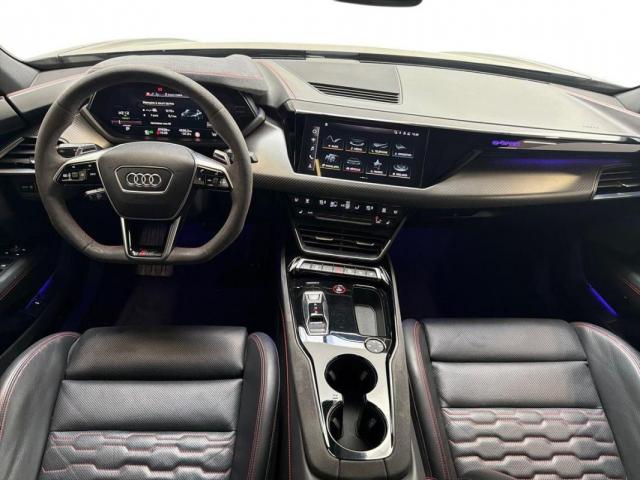 Audi E-Tron Gt image 8