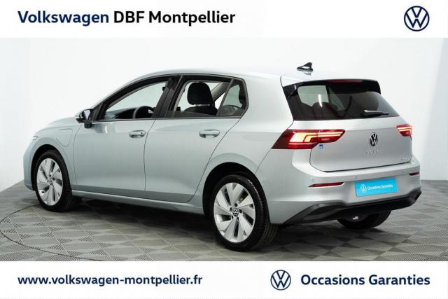Volkswagen Golf image 6