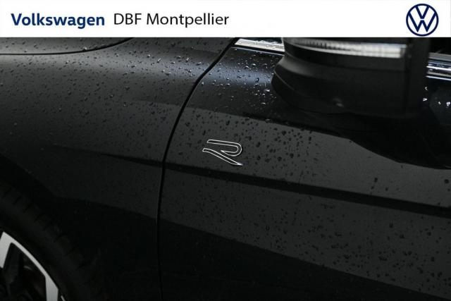 Volkswagen Passat image 9